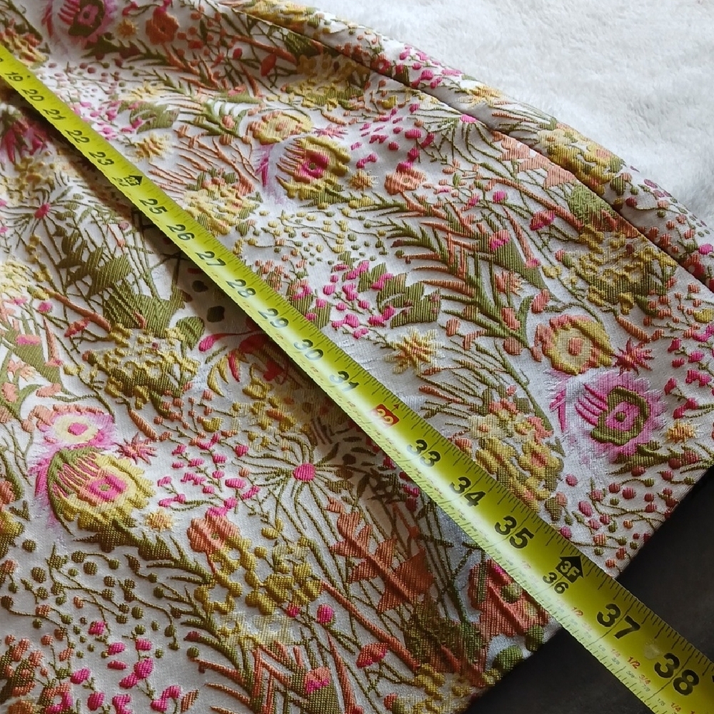 Dress Olive Floral Smocked The Sleves are puffy. - Picture 10 of 15